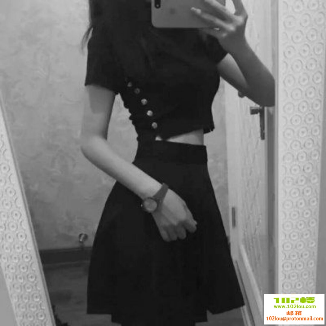 172850uza22tt444qsqbbt.jpg