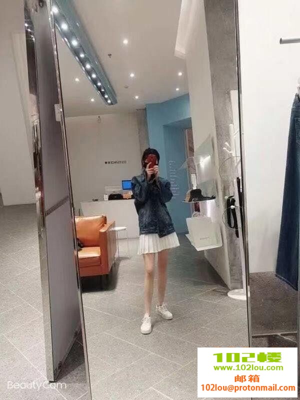 225602oqhxtcmc3bbxtvtt.jpg