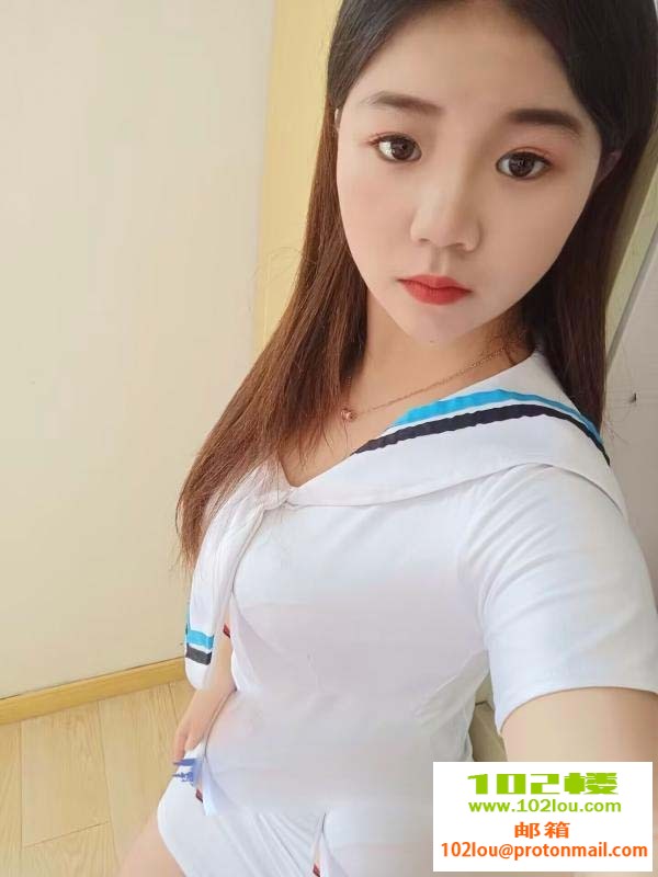 014459r28fiz8efun8bx2r.jpg