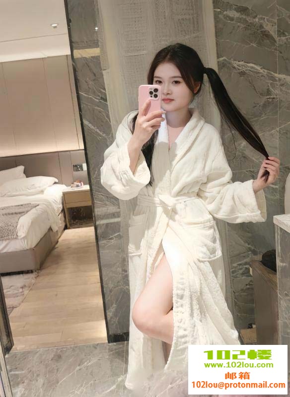 212148pjwqiw9zwtqj79tt.jpg