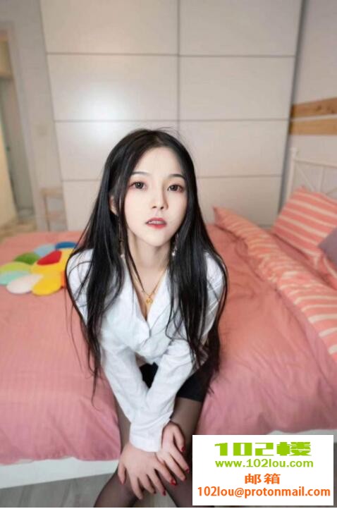 233052ly85152lyhl6rcly.jpg