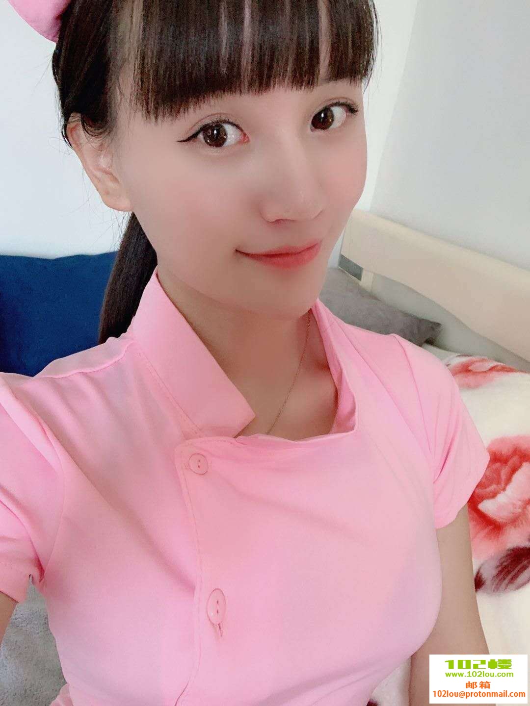 170858f7jzhwfk070h7d0c.jpg