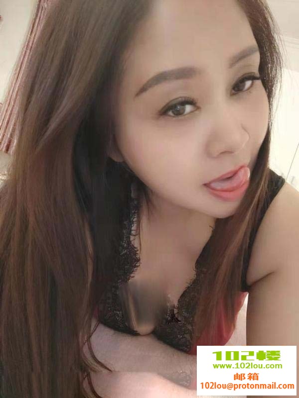 215619o1p99ybso9o82xub.jpg