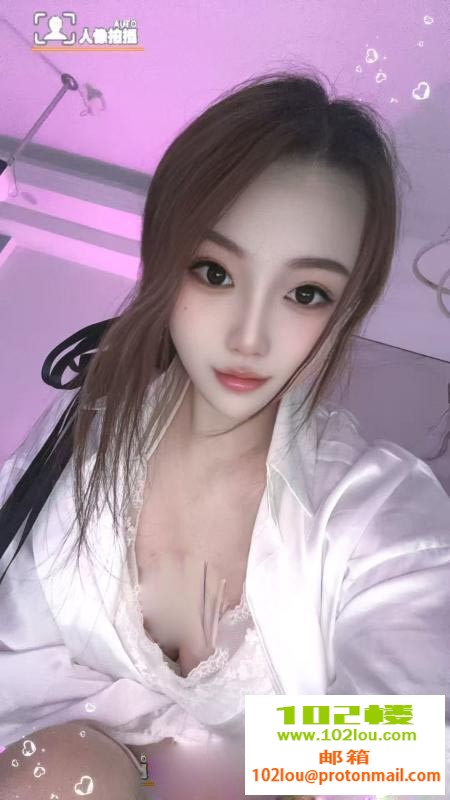174836ghs042601lslf63y.jpg
